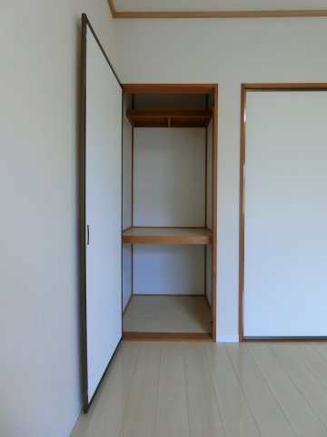 グッドワンの収納|イメージ205号室の写真（反転あり）