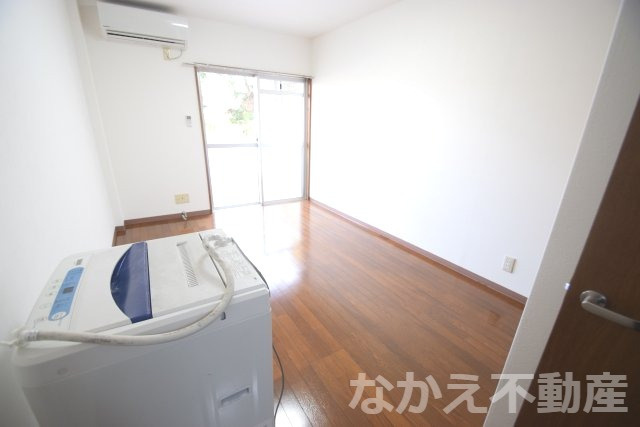 【洋室】 | 広々とした洋室です
