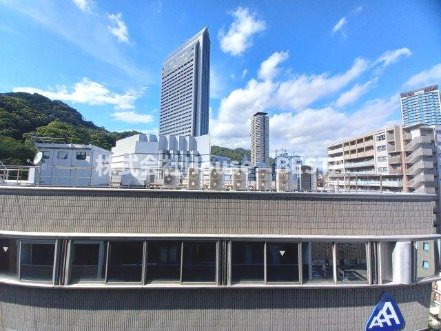 プレサンス新神戸駅前の展望