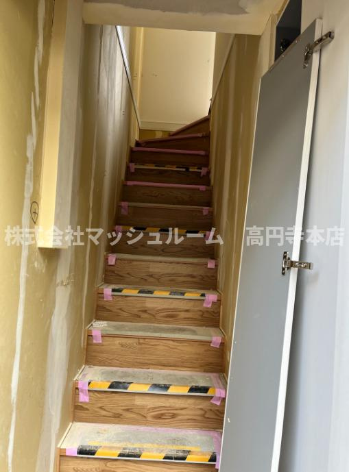野方ＢＡＳＥの玄関