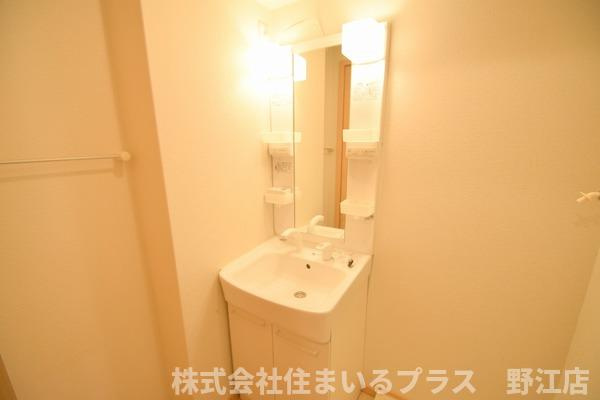 メゾンド南光の洗面所