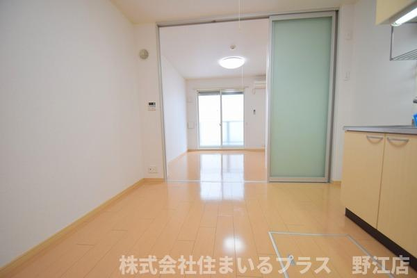 メゾンド南光の居間・リビング