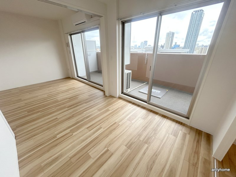 セレニテ梅田北グランデ　仲介手数料無料の寝室
