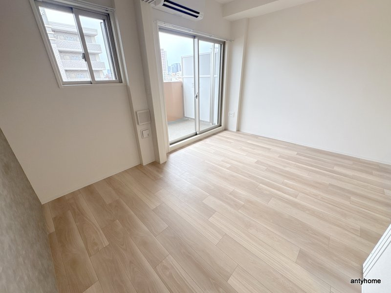 セレニテ梅田北グランデ　仲介手数料無料の寝室