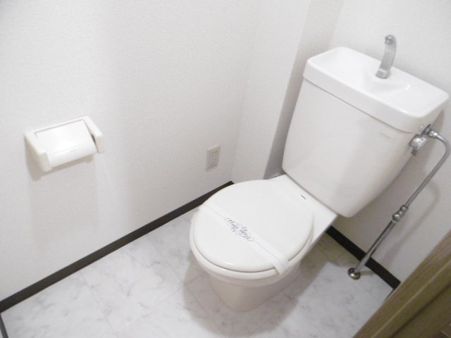【トイレ】 | センチュリー玉川 | トイレです（同物件別室の写真です）