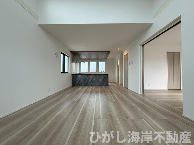 茅ヶ崎市下町屋２丁目　新築戸建　全5棟のダイニング|18.7帖　LDK