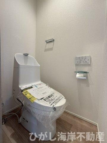 茅ヶ崎市下町屋２丁目　新築戸建　全5棟のトイレ|洗浄機能付きお手洗い