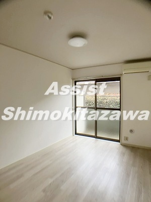 世田谷区代沢２丁目のアパートの洋室