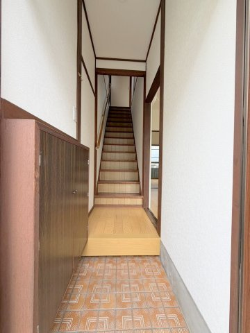 広島市西区観音町の一戸建ての内装