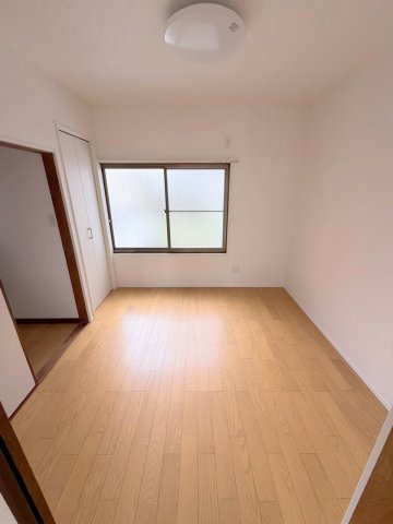 広島市西区観音町の一戸建ての内装