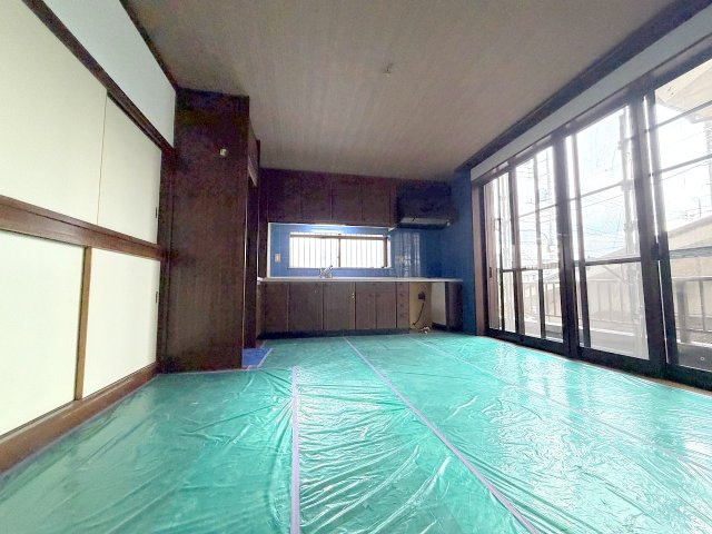 あきる野市伊奈　中古戸建の居間・リビング