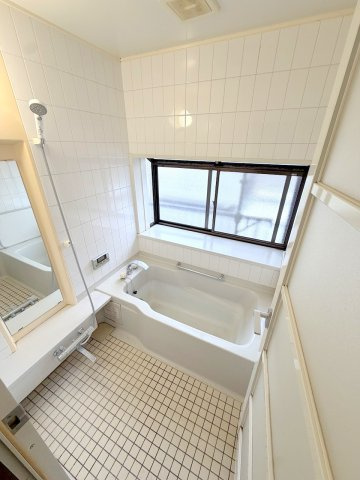 あきる野市伊奈　中古戸建の浴室