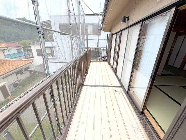 あきる野市伊奈　中古戸建のバルコニー