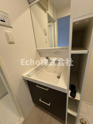アモーレ本町 WESTの洗面所