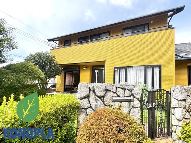 【中古戸建】伊勢崎市今泉町2丁目の外観|■外観｜永く住むほどに愛着を深める、味わい豊かなデザインのオウチです♪まずはご見学ください♪