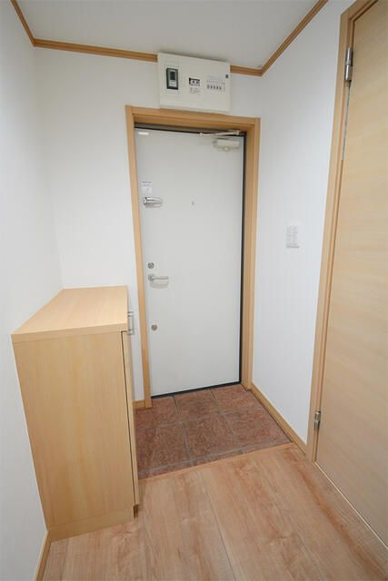 アシスト十条マンションの玄関