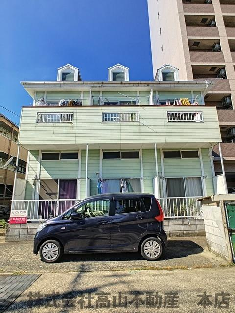 宗像市赤間３丁目のアパートの外観