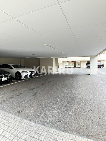 ドルチェ・ヴィータ（都島）の駐車場