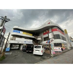 MAINEビルの外観