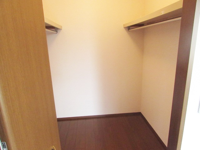アリュール逆瀬川の収納