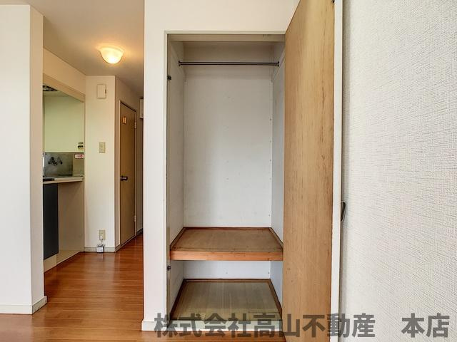 宗像市赤間３丁目のアパートの収納