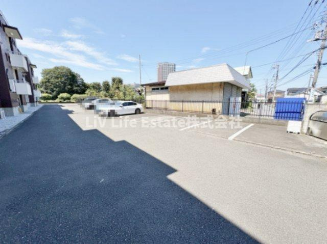 保谷コーポの駐車場