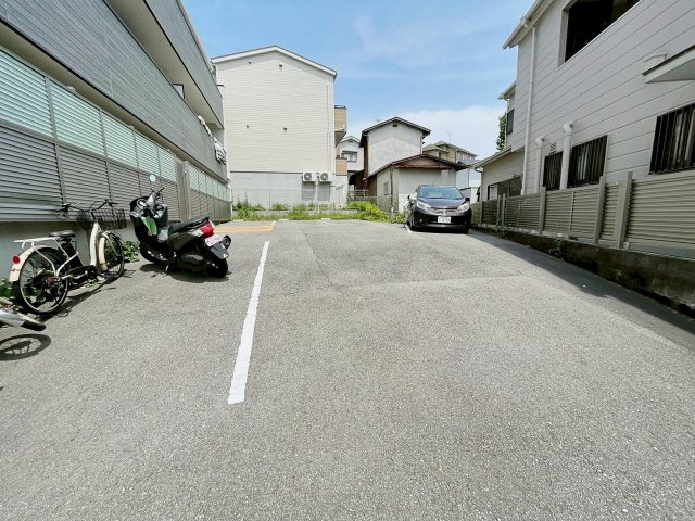 アプローズ清荒神の駐車場|駐車場です