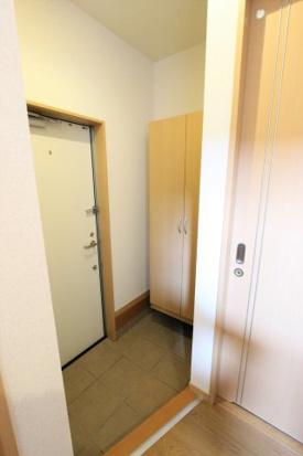 鴨池９６コダテックスⅢＡの玄関