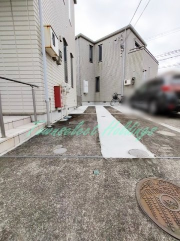 藤沢市羽鳥５丁目のテラスの駐車場