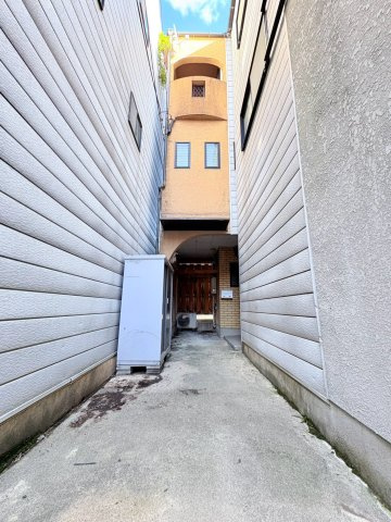 下津林番条町の前面道路含む現地写真