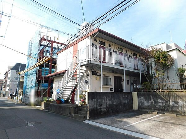 ハイツイマイの外観