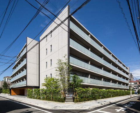 【外観】 | ザ・パークハビオ高円寺 | 鉄筋コンクリート造のがっちりとした建物。