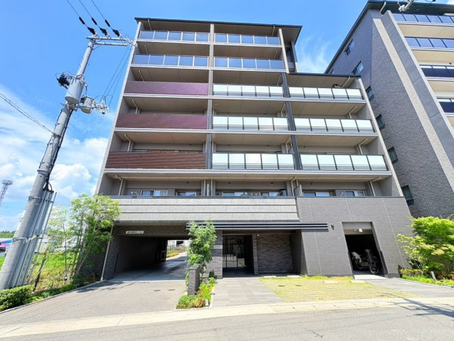 プレサンスロジェ京都桂川ザ・レジデンスの外観