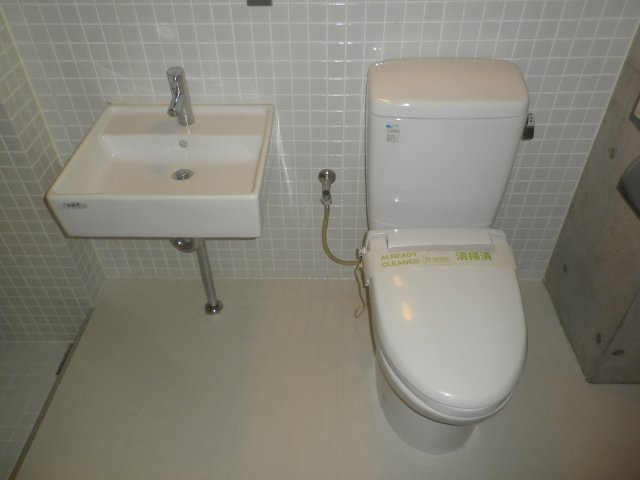 ｆ．のトイレ