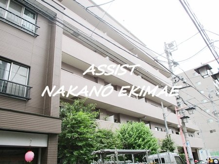 ファミール中野の外観