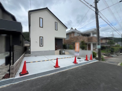 【駐車場】 | 唐櫃台２丁目　新築戸建 | 駐車場並列3台駐車可能です。