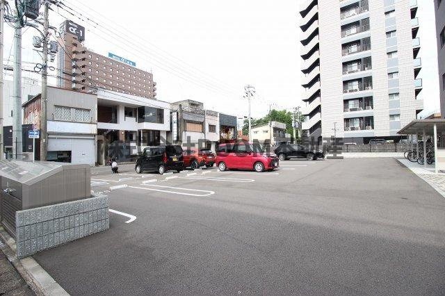 Forestry都城駅前の駐車場|駐車スペースもあります