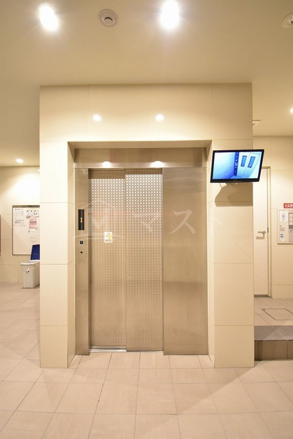カーサラピスのロビー