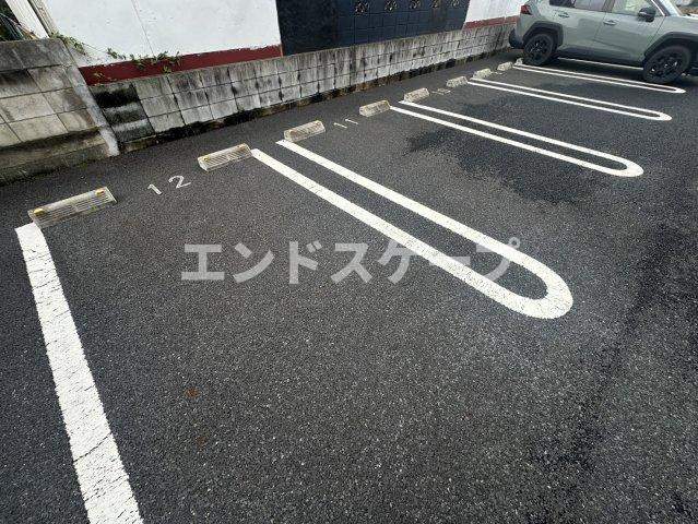 Wisteria Mitsumataの駐車場|高崎、前橋のお部屋探しはエンドスケープまで！お客様の理想お聞かせ下さい♪