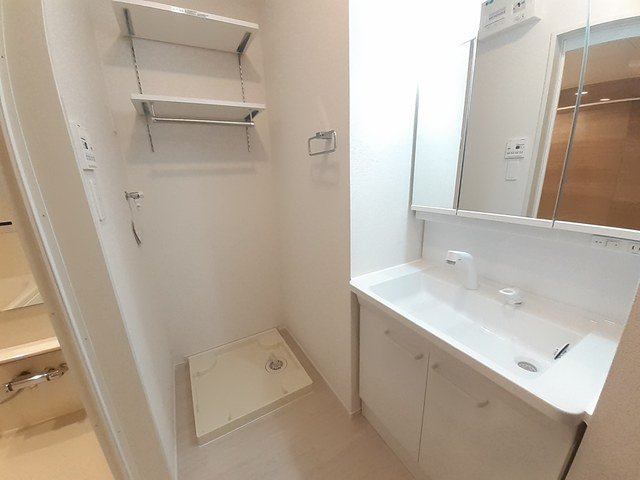 エクシード・ヴィラ津屋崎Ⅱの洗面所|使いやすい洗面所です