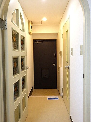 ジュネシオン竜泉の玄関|玄関