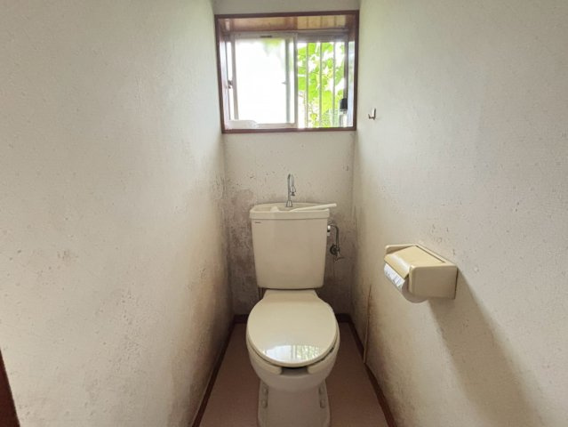 山武市横田　中古戸建のトイレ