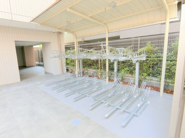 JP noie西蒲田のその他共用部分|屋根付きラック式の駐輪場　台数に限りがある為、空き状況等詳細はお問合せください。