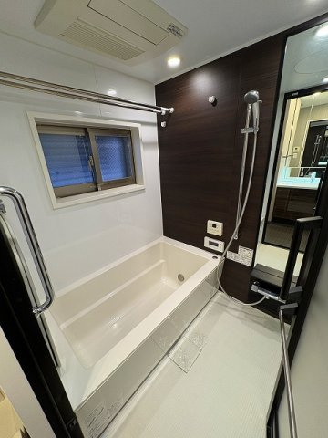 ＣＯＮＯＥ本町通の浴室