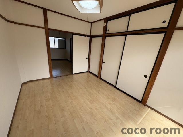 コーポ山本の洋室