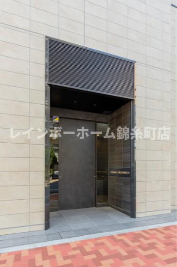 台東区台東２丁目の賃貸マンションのエントランス
