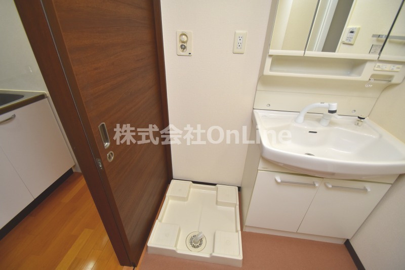 東大阪市御厨栄町１丁目の賃貸マンションの設備