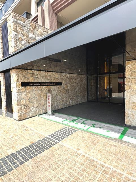 ヴェレーナシティ夙川パークナードⅠのエントランス