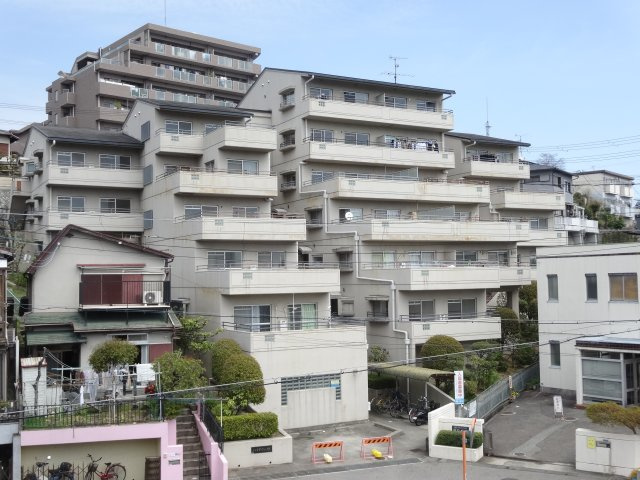 ソリッソ宝塚