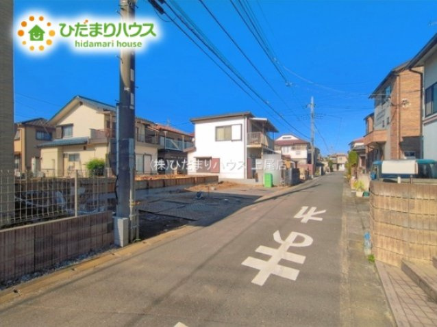 上尾市中妻7期　新築戸建　01の前面道路含む現地写真|10/9撮影